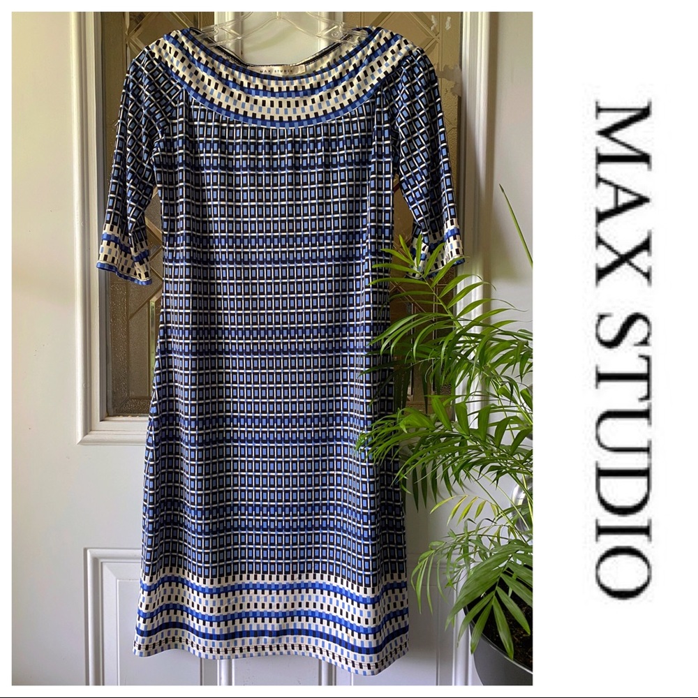 Sheath Dress - Patterned 3/4 Length Sleeves